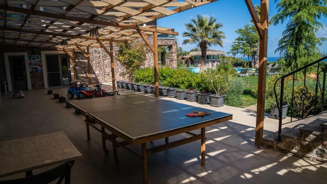 Assos Alis Farm Boutique Hotel & Spa ภายนอก รูปภาพ